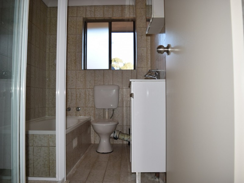 Unit 16/12-14 Dewitt Street, Bankstown NSW 2200