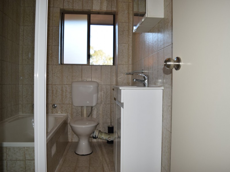 Unit 16/12-14 Dewitt Street, Bankstown NSW 2200