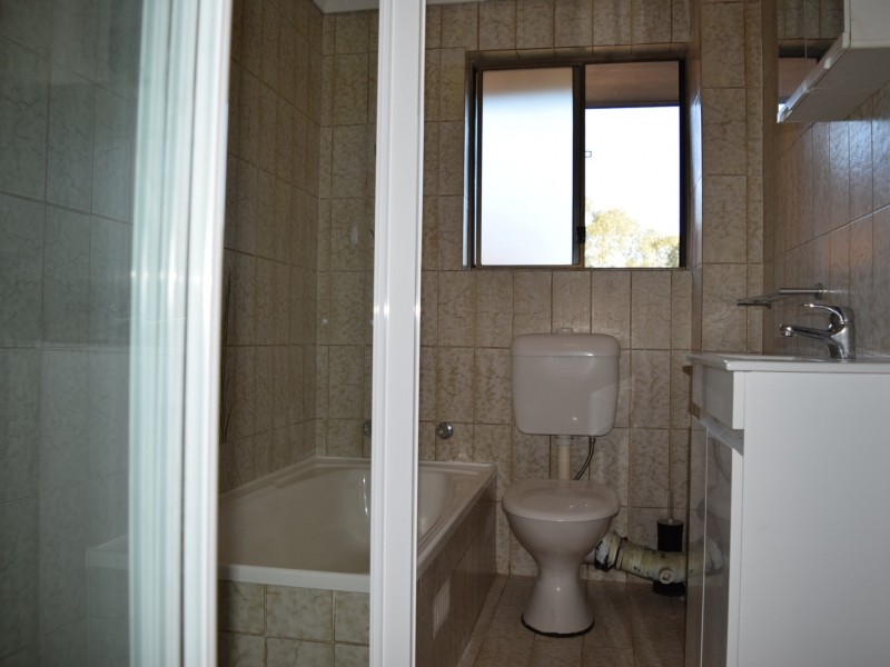 Unit 16/12-14 Dewitt Street, Bankstown NSW 2200