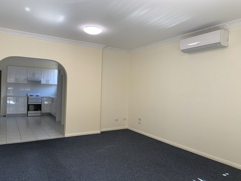 Villa 3/33 SIMMAT AVENUE, Condell Park NSW 2200