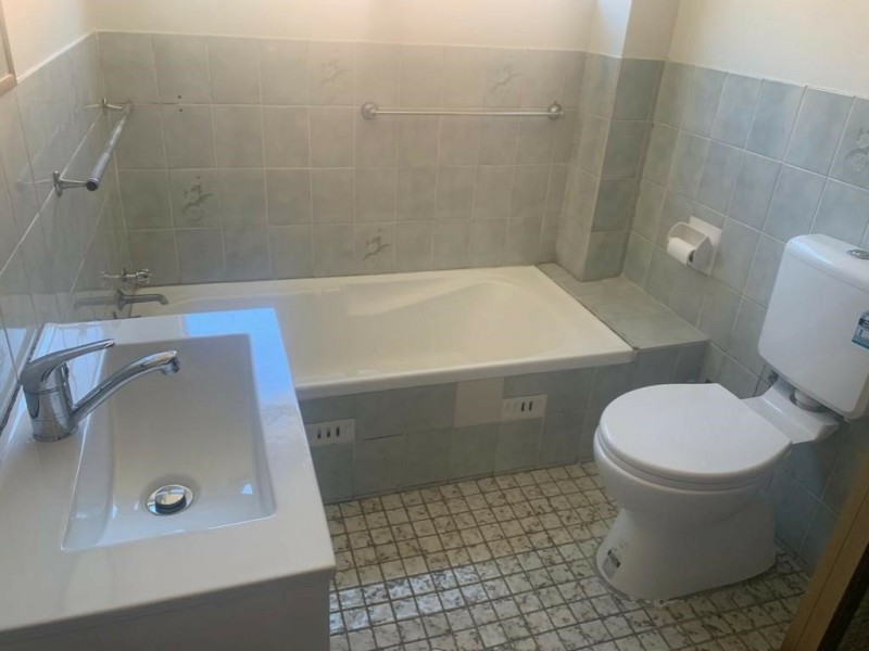 4/68-70 Meredith Street, Bankstown NSW 2200