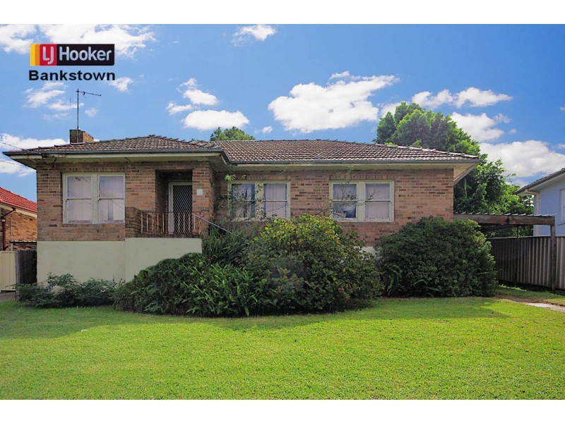 6 Sealy Street, Greenacre NSW 2190