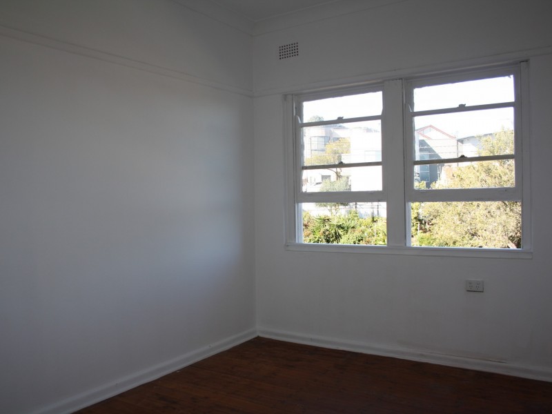 6 Sealy Street, Greenacre NSW 2190