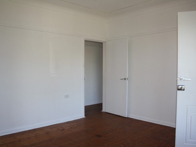 6 Sealy Street, Greenacre NSW 2190