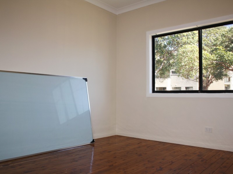 1 Winspear Avenue, Bankstown NSW 2200