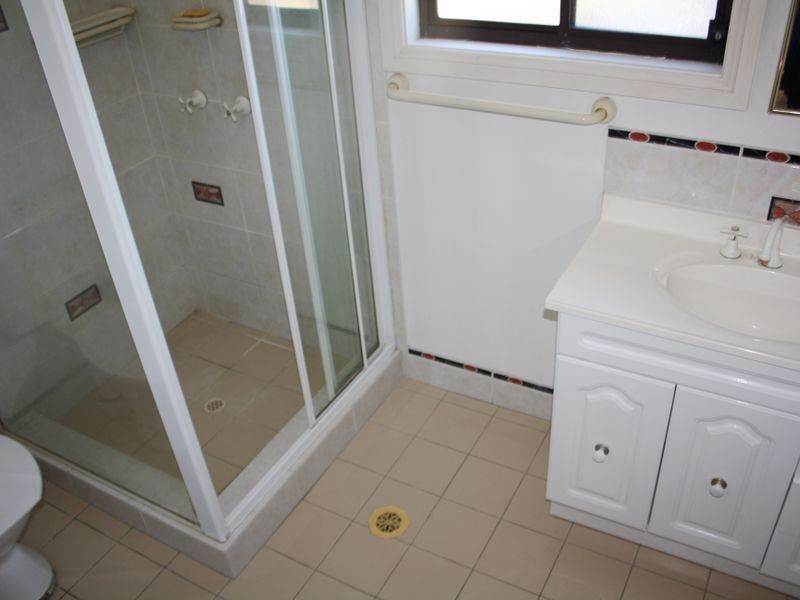 16 RIXON STREET, Bass Hill NSW 2197