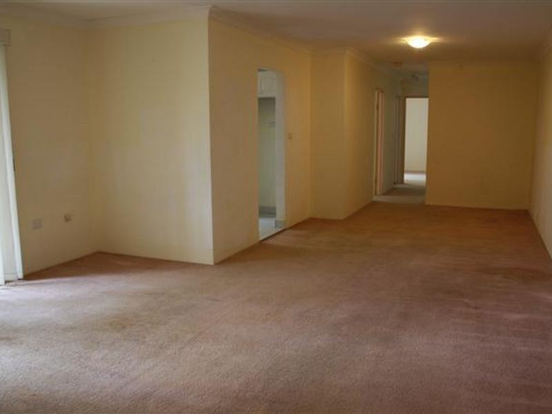 17/19-25 Sir Joseph Banks Street, Bankstown NSW 2200