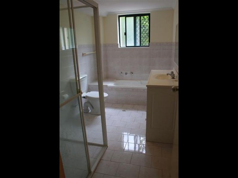 17/19-25 Sir Joseph Banks Street, Bankstown NSW 2200