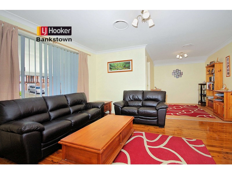 48 Oak Drive, Georges Hall NSW 2198