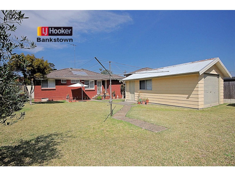 48 Oak Drive, Georges Hall NSW 2198