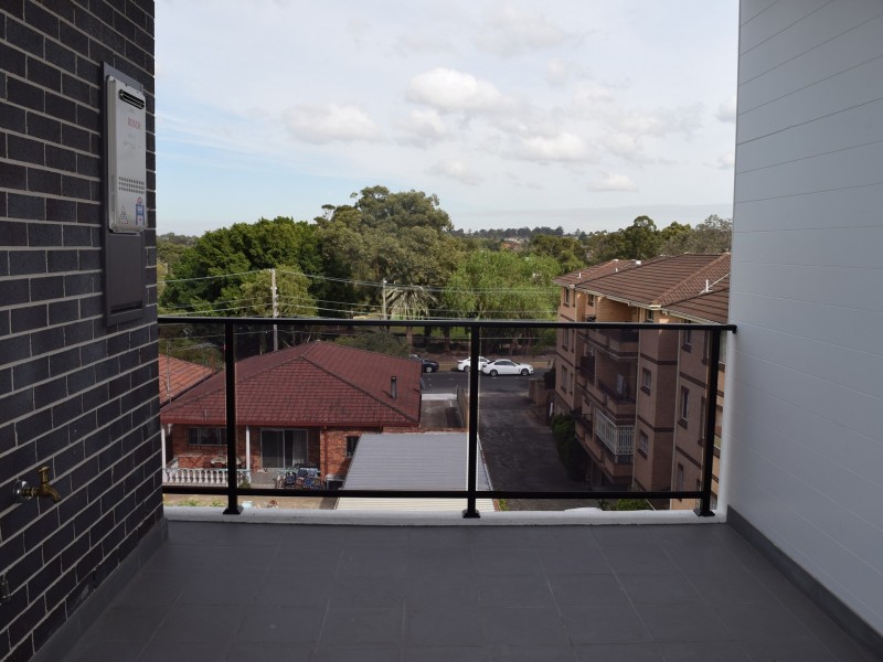 402/21-25 Leonard Street, Bankstown NSW 2200