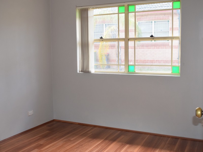 4/35-37 HUNTER STREET, Condell Park NSW 2200