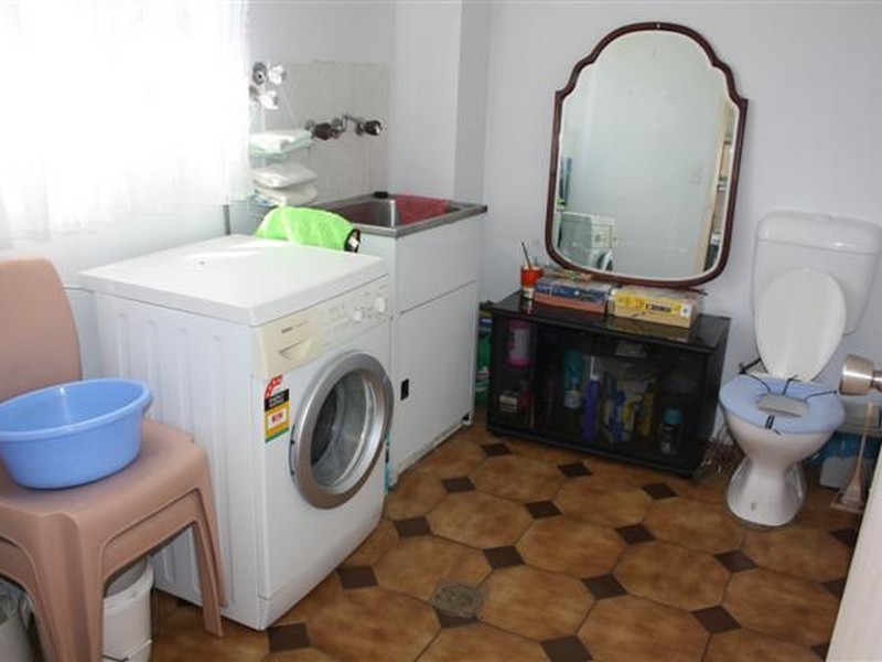 2/2B GLEESON AVENUE, Condell Park NSW 2200