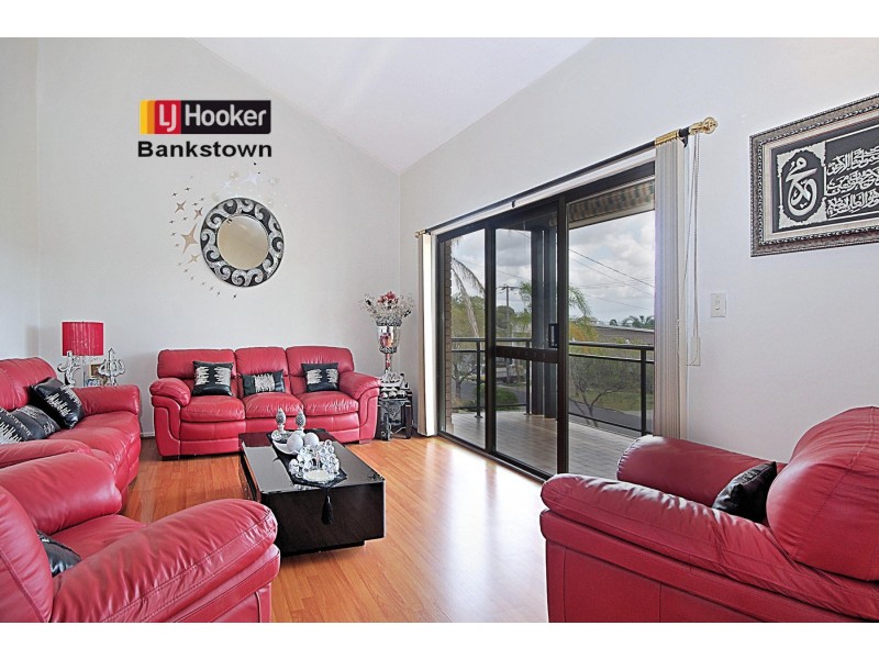 18A Cumberland Avenue, Georges Hall NSW 2198