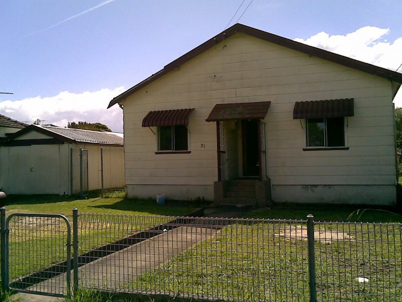 21 IRVINE STREET, Bankstown NSW 2200