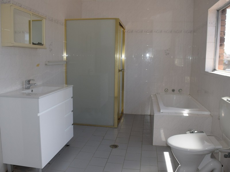 1/855A PUNCHBOWL ROAD, Punchbowl NSW 2196