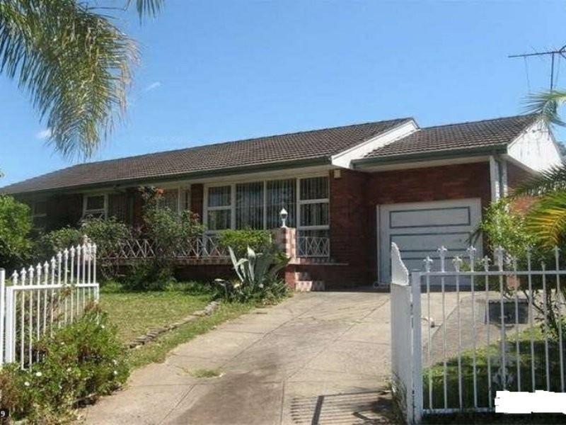 3 Gail Place, Bankstown NSW 2200