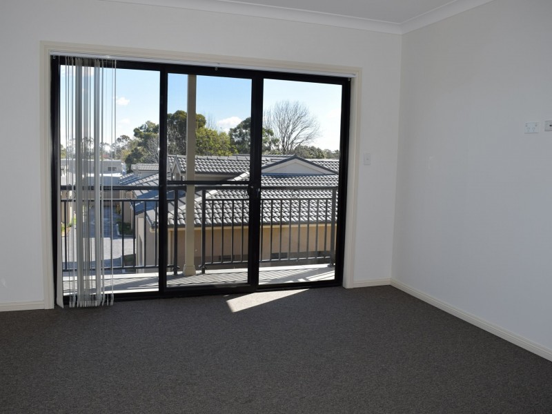 1 & 2/20-22 Ellis Street, Condell Park NSW 2200