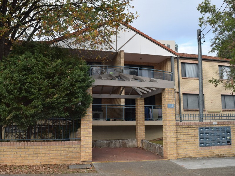 35/1-5 BUNGALOW CRESCENT, Bankstown NSW 2200