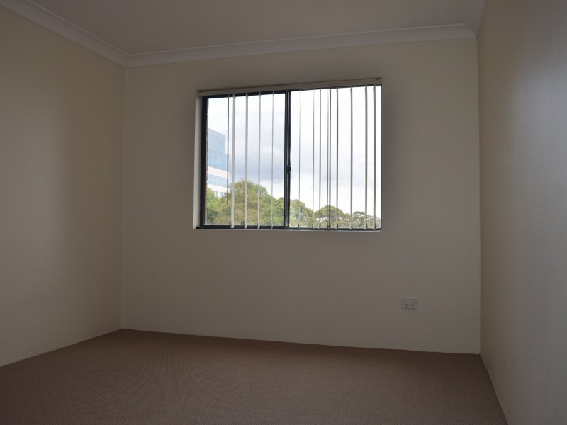 35/1-5 BUNGALOW CRESCENT, Bankstown NSW 2200