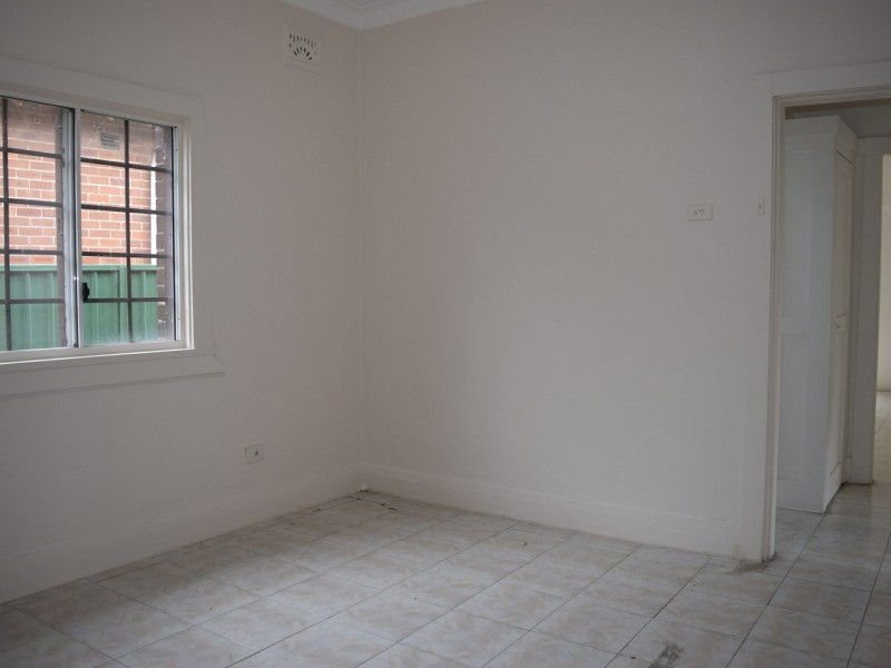 6 Brandon Avenue, Bankstown NSW 2200