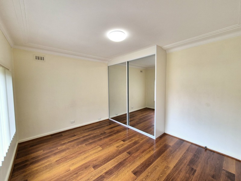 1/33 Simmat Avenue, Condell Park NSW 2200