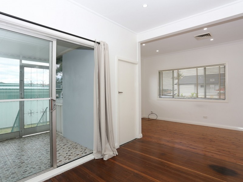 6 Cragg Street, Condell Park NSW 2200
