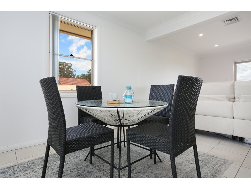 2B Birdwood Rd, Georges Hall NSW 2198