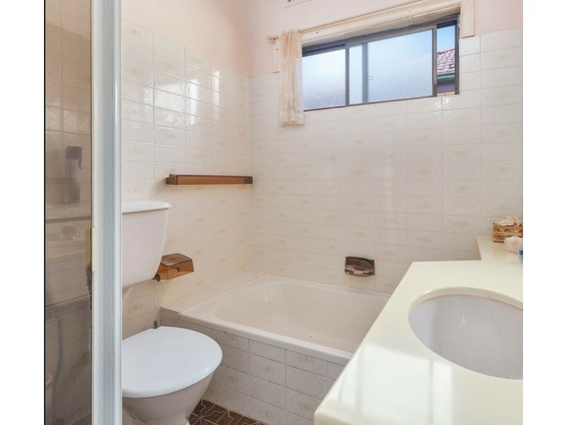 19 Lehn Road, East Hills NSW 2213