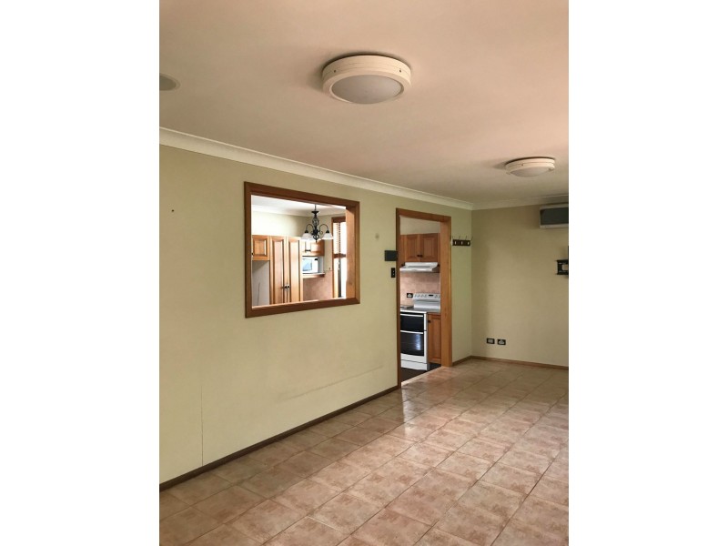 35 Wren St, Condell Park NSW 2200