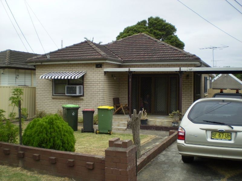 32 Adeline Street, Bass Hill NSW 2197