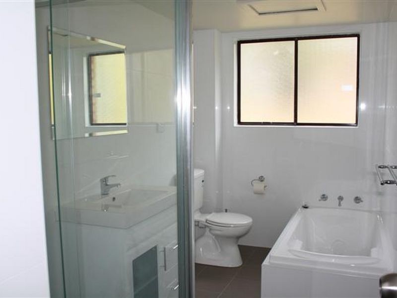 1/8-12 Hixson Street, Bankstown NSW 2200