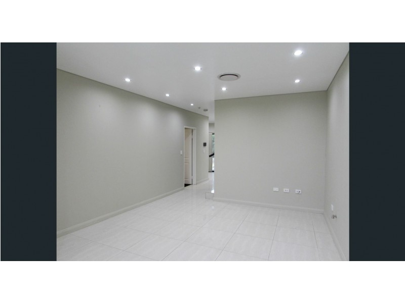 12 Little Road, Bankstown NSW 2200