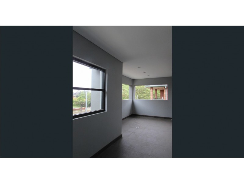 12 Little Road, Bankstown NSW 2200