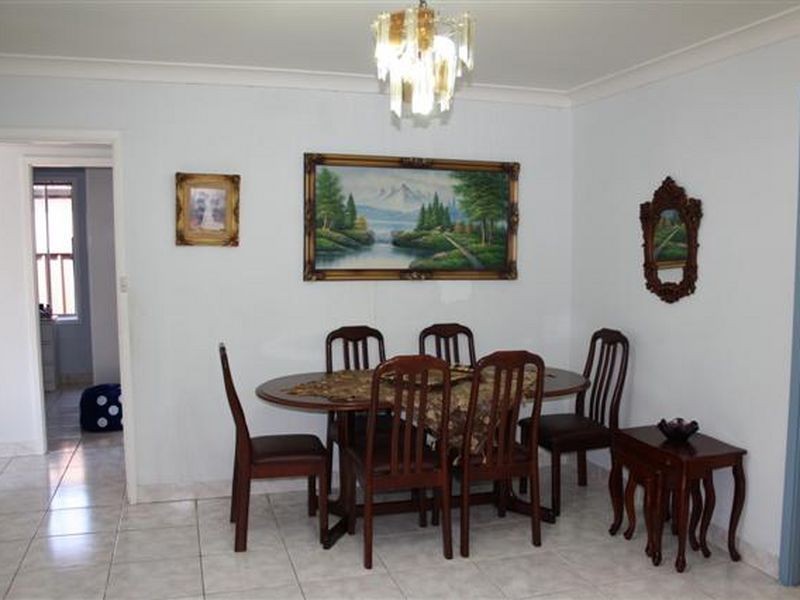 53 AMAROO AVE, Georges Hall NSW 2198