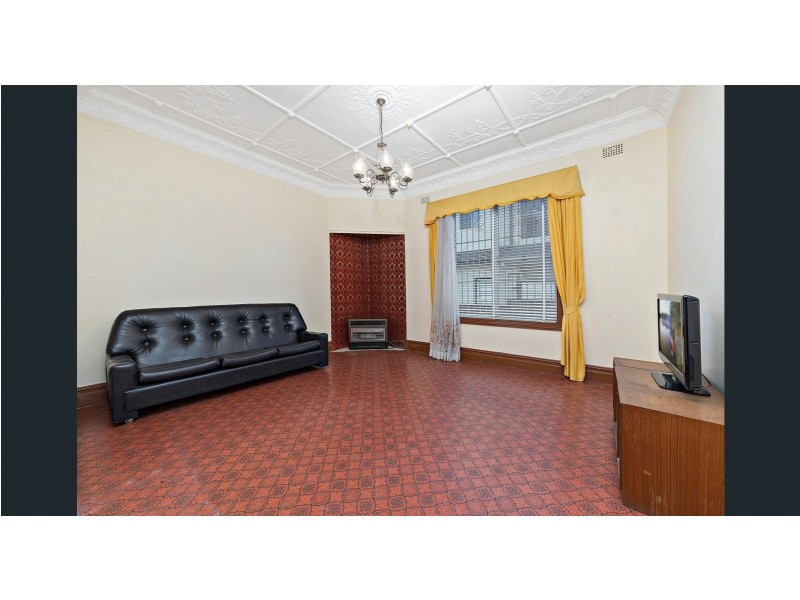 11 Tripod Street, Concord NSW 2137