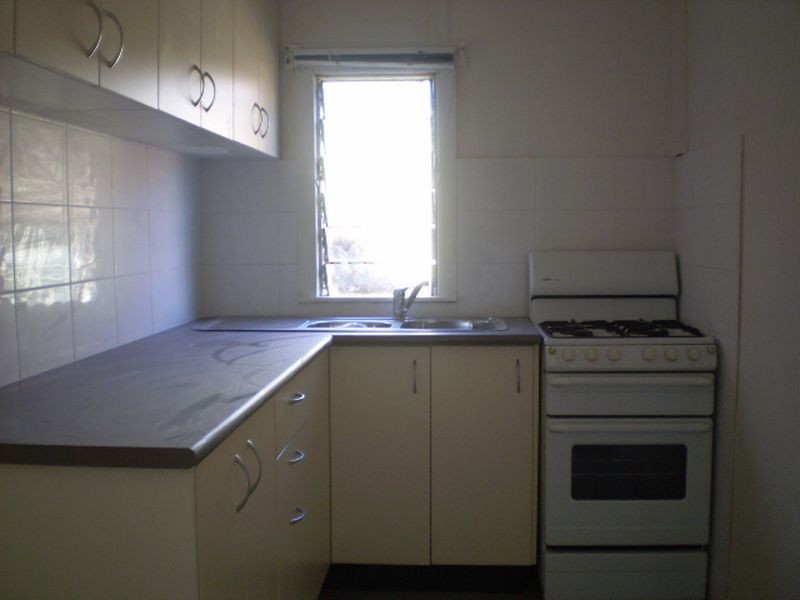 23 REYNOLDS AVE, Bankstown NSW 2200