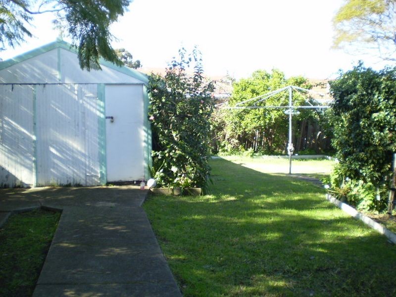 23 REYNOLDS AVE, Bankstown NSW 2200