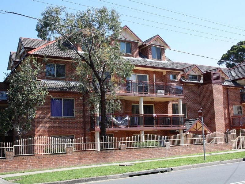 10/76 Meredith Street, Bankstown NSW 2200