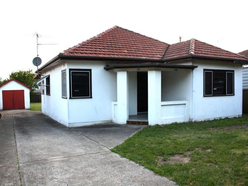 178 South Terrace, Bankstown NSW 2200
