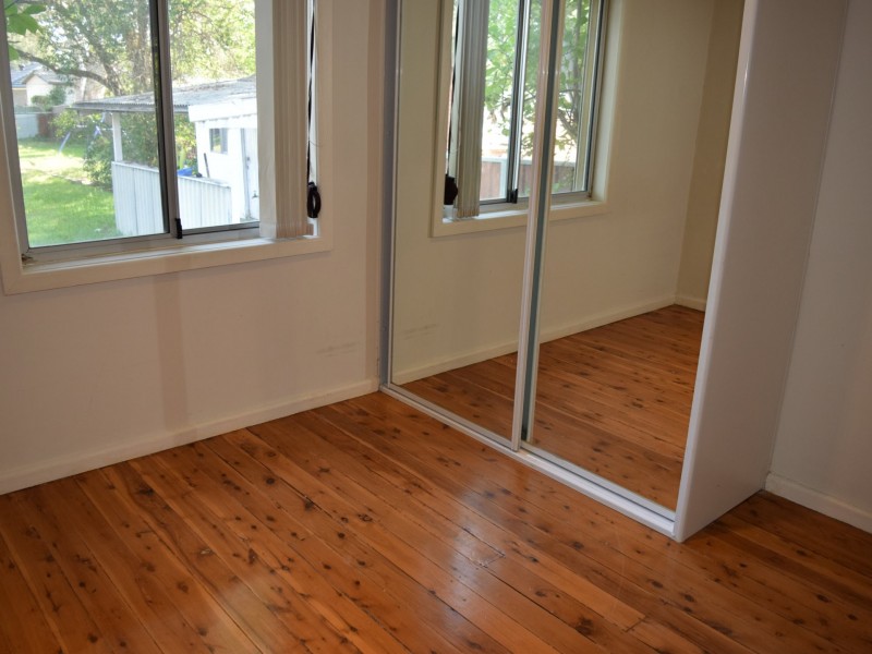 37 Endeavour Road, Georges Hall NSW 2198