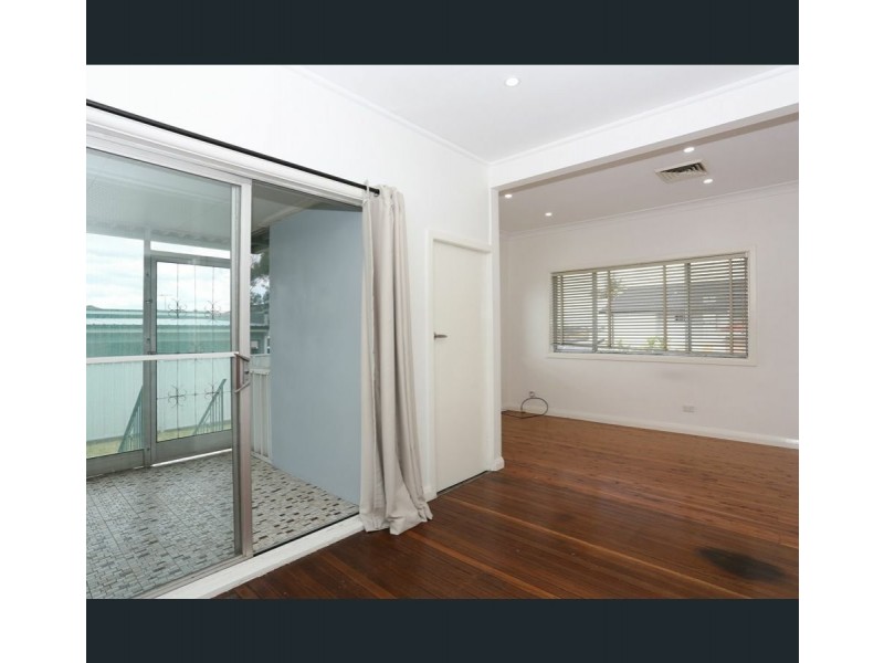 6 Cragg Street, Condell Park NSW 2200