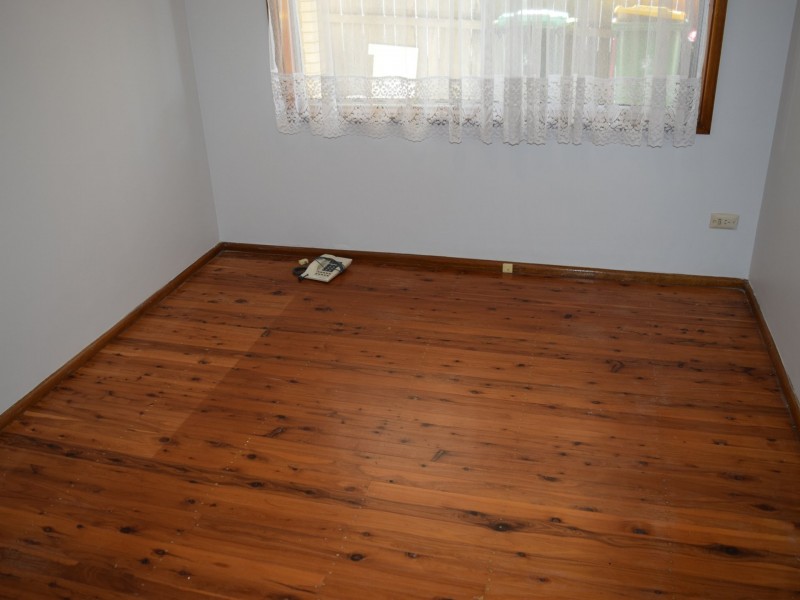 17 Birdwood Road, Georges Hall NSW 2198