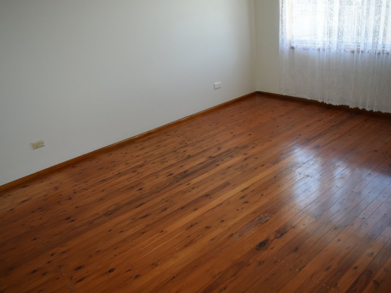 17 Birdwood Road, Georges Hall NSW 2198