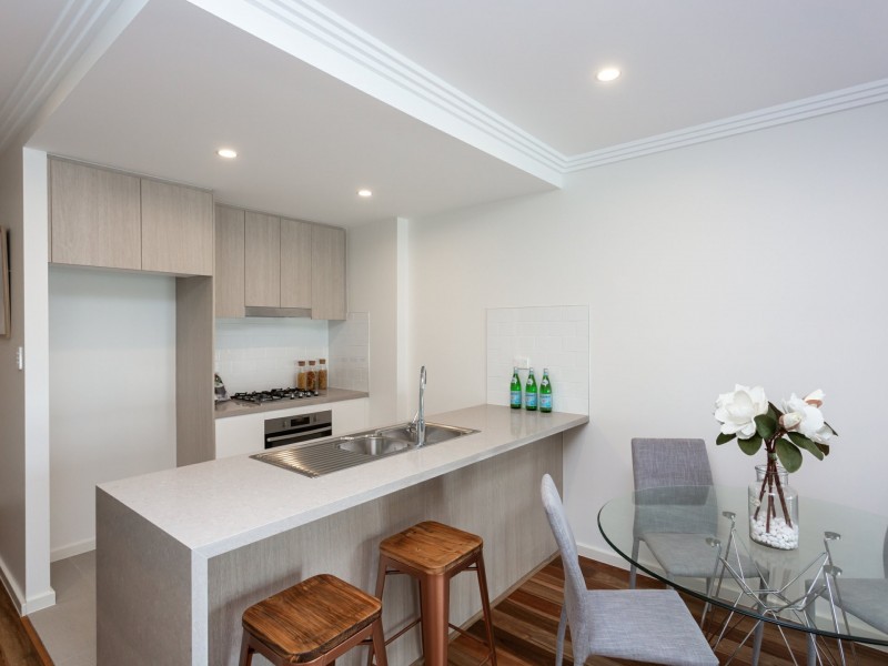 Unit 201/17 Maclaurin Avenue, East Hills NSW 2213