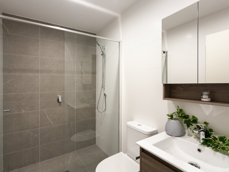 Unit 201/17 Maclaurin Avenue, East Hills NSW 2213