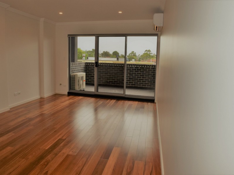 306/17 Maclaurin Avenue, East Hills NSW 2213