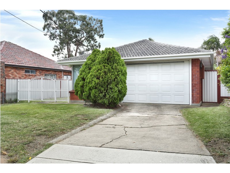 42 Broad Street, Bass Hill NSW 2197