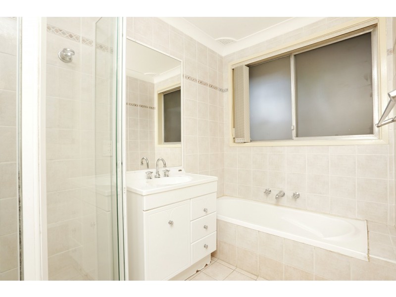 42 Broad Street, Bass Hill NSW 2197