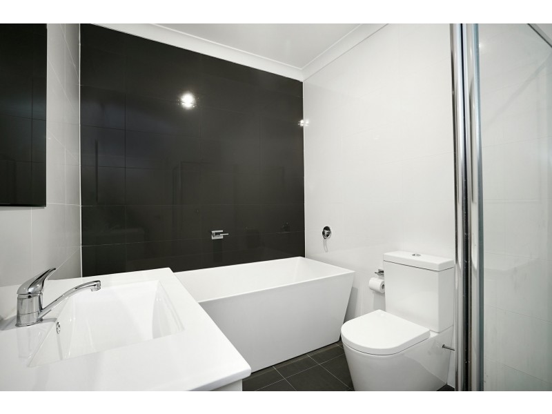 114 Davies Rd, Padstow NSW 2211